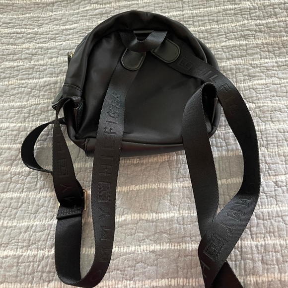 Tommy Hilfiger Mini Backpack Purse Gold Logo Black Adjustable Strap Pockets - Picture 5 of 5